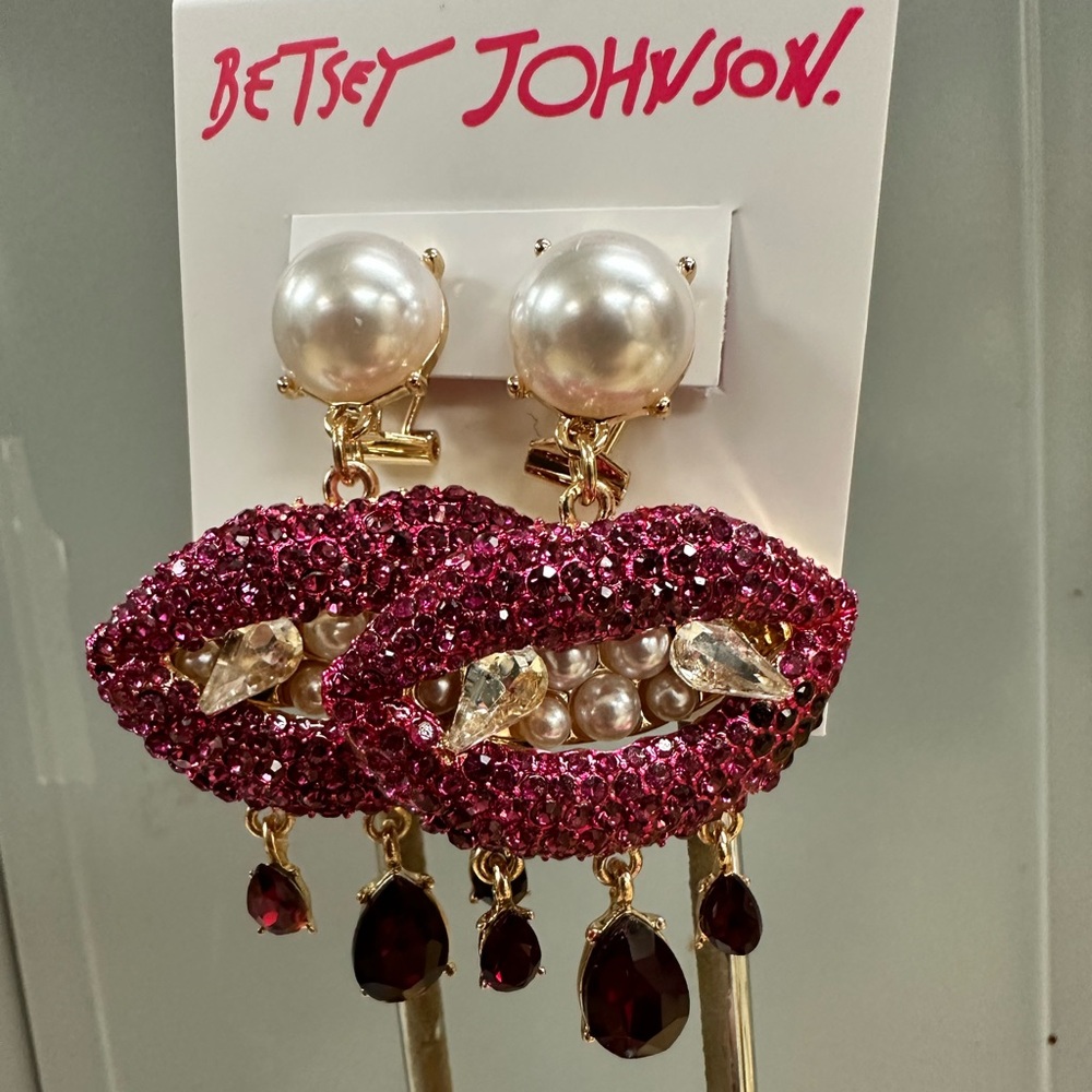 Betsey Johnson Brand New Halloween Vampire Rhinestone Bling Earrings